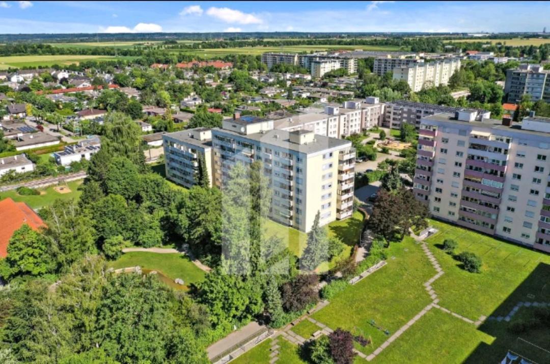 Moderne 3Zimmer Wohnung, In Koenigsbrunn Bei Augsburg Exterior foto